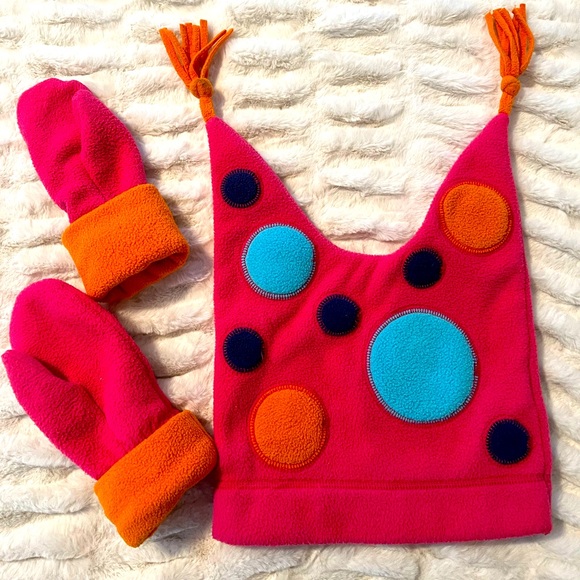 Hanna Andersson Hat and Gloves Set - Picture 1 of 3